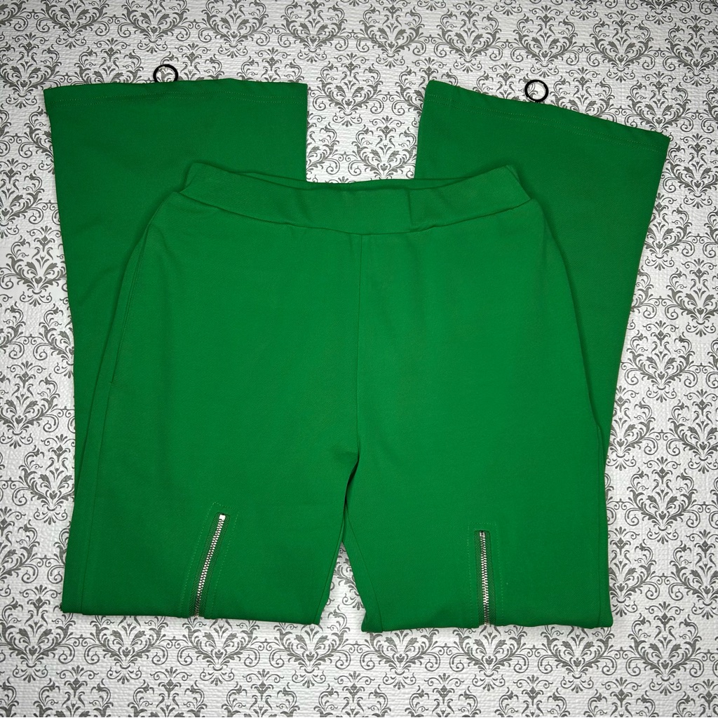 Tov Los Angeles Kick Flare Front Zippers Pants In Green, 38 (Us 4)